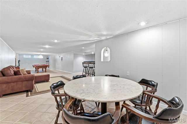 9506 Trinadad Lane, St Louis, MO 63126