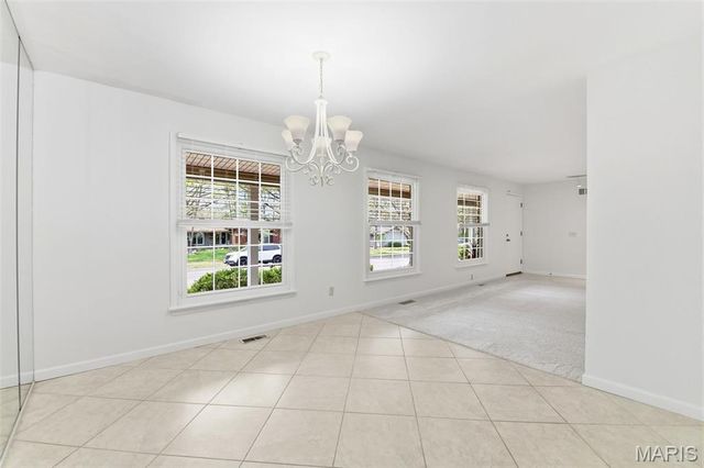 9506 Trinadad Lane, St Louis, MO 63126