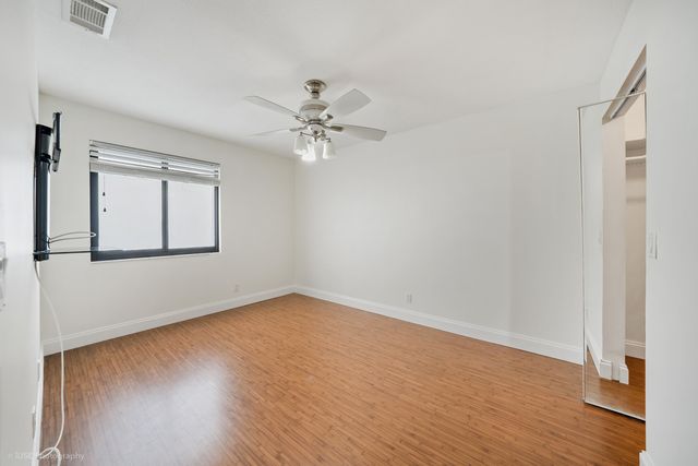 320 Deer Creek Wildwood Lane E, Deerfield Beach, FL 33442