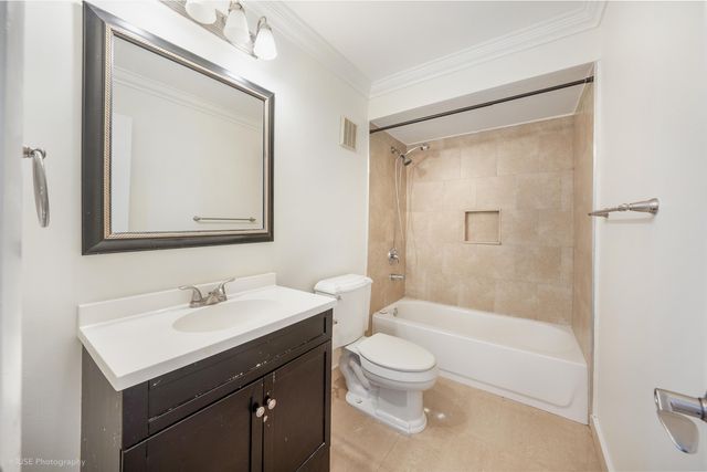 320 Deer Creek Wildwood Lane E, Deerfield Beach, FL 33442