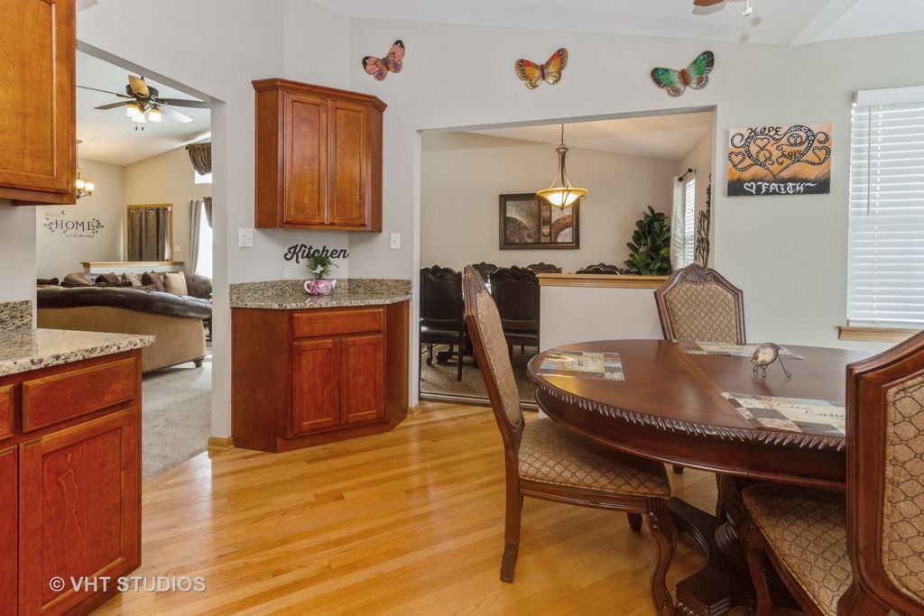 4613 Kylemore Court, Joliet, IL 60431 — photo 5