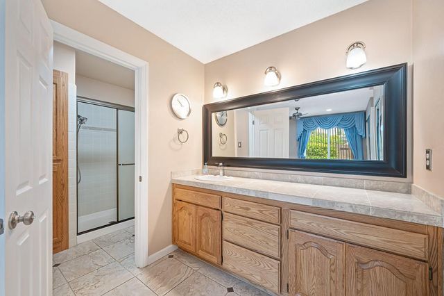 2513 Knightwood Way, Rancho Cordova, CA 95670