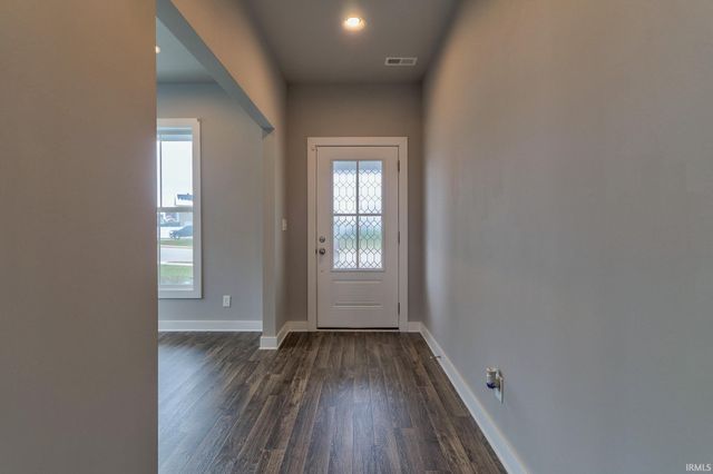 5509 Baywater Drive, Newburgh, IN 47630