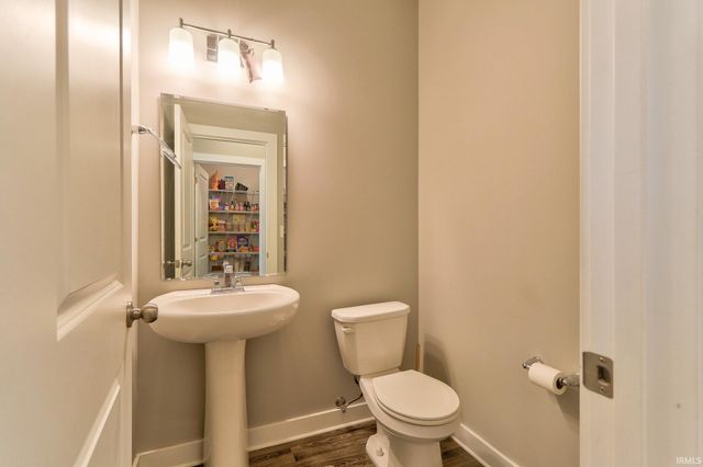 5509 Baywater Drive, Newburgh, IN 47630