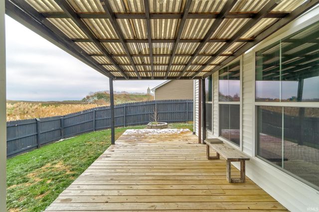 5509 Baywater Drive, Newburgh, IN 47630