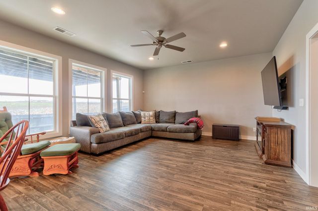 5509 Baywater Drive, Newburgh, IN 47630