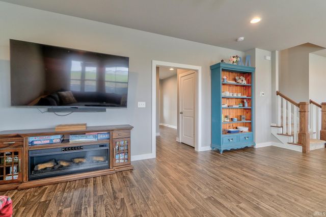 5509 Baywater Drive, Newburgh, IN 47630