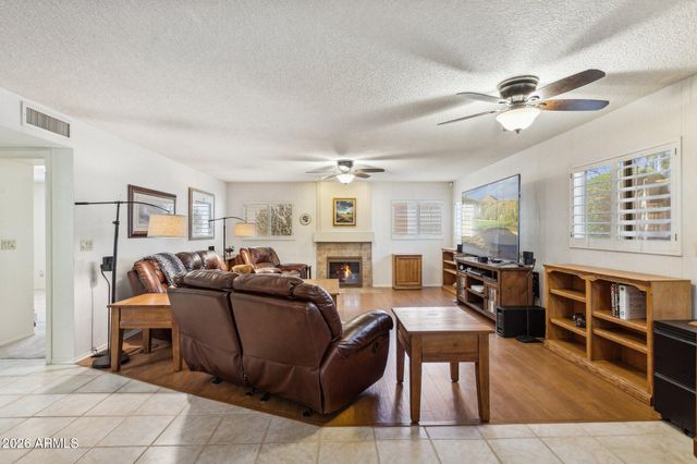 10908 N 57TH Avenue, Glendale, AZ 85304