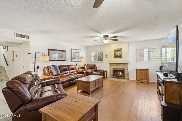 10908 N 57TH Avenue, Glendale, AZ 85304