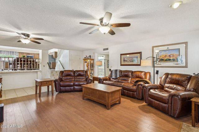 10908 N 57TH Avenue, Glendale, AZ 85304