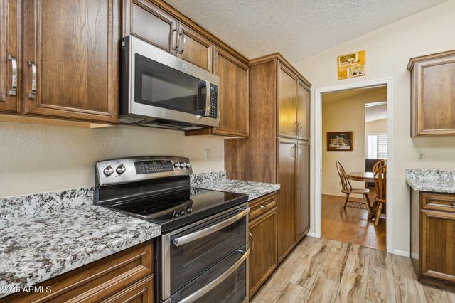 10908 N 57TH Avenue, Glendale, AZ 85304