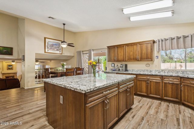 10908 N 57TH Avenue, Glendale, AZ 85304