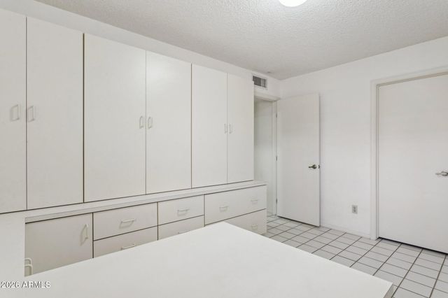 10908 N 57TH Avenue, Glendale, AZ 85304