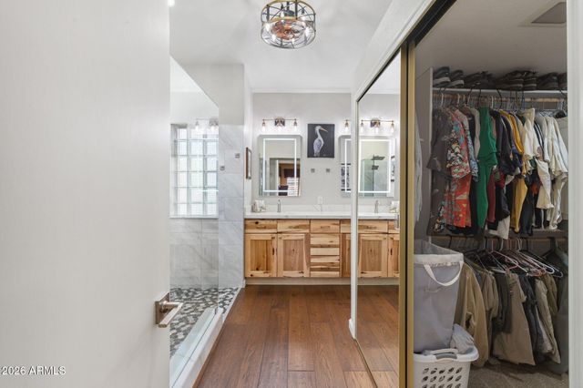 10908 N 57TH Avenue, Glendale, AZ 85304