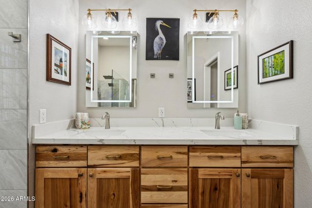 10908 N 57TH Avenue, Glendale, AZ 85304