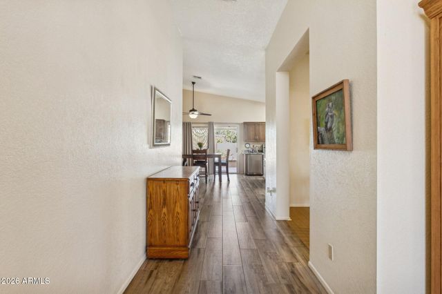 10908 N 57TH Avenue, Glendale, AZ 85304