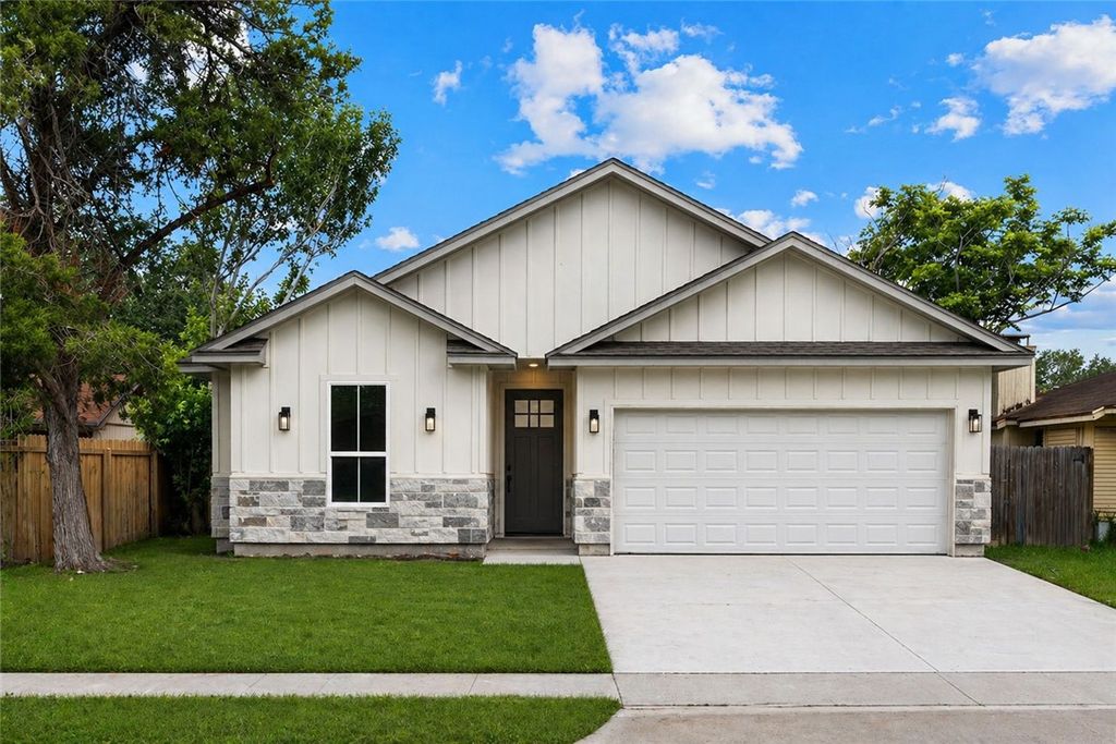 2813 Alvin Dr, Corpus Christi, TX 78415