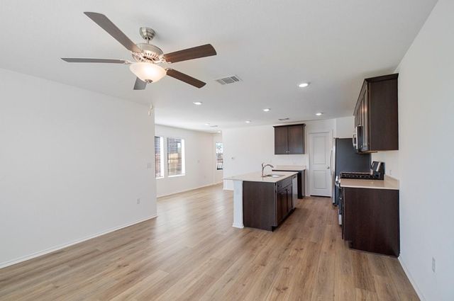 7317 Sparkling Light DR B, Del Valle, TX 78617