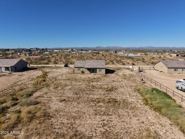 21333 W SLEEPY RANCH Road, Wittmann, AZ 85361