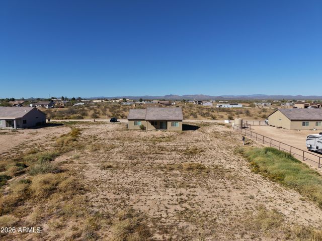 21333 W SLEEPY RANCH Road, Wittmann, AZ 85361