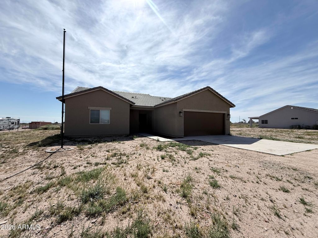 21333 W SLEEPY RANCH Road, Wittmann, AZ 85361