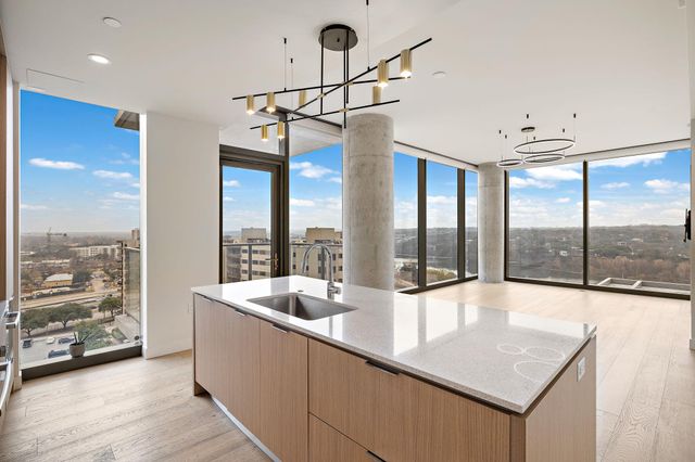 44 East Ave 1210, Austin, TX 78701