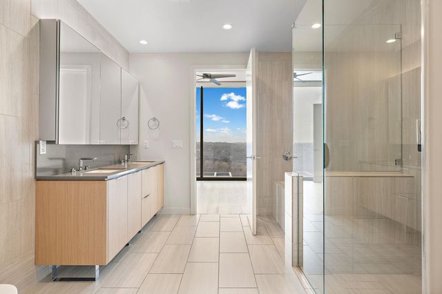 44 East Ave 1210, Austin, TX 78701