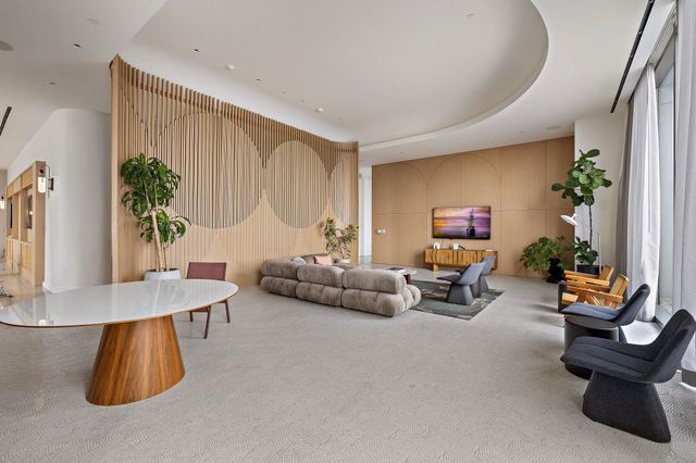 44 East Ave 1210, Austin, TX 78701