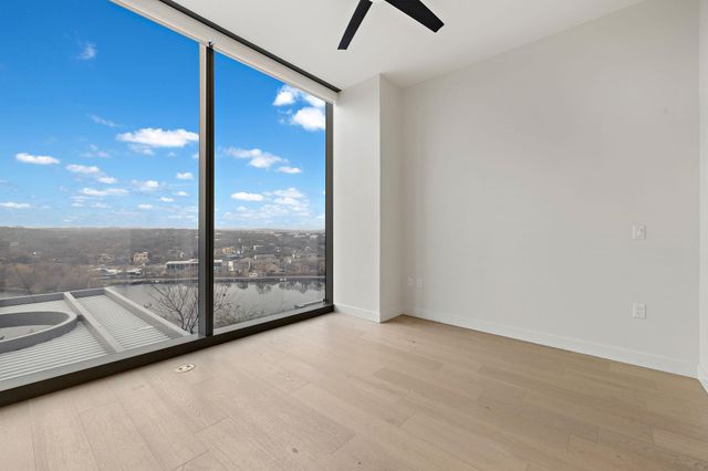 44 East Ave 1210, Austin, TX 78701