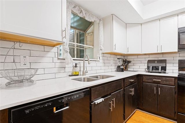 740 Anderson Walk, Marietta, GA 30062