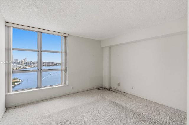 19195 NE 36th Court 2410, Aventura, FL 33180