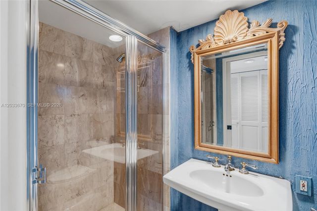 19195 NE 36th Court 2410, Aventura, FL 33180