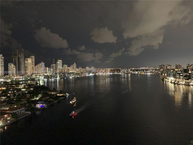 19195 NE 36th Court 2410, Aventura, FL 33180
