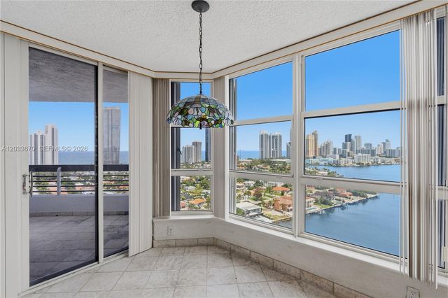 19195 NE 36th Court 2410, Aventura, FL 33180