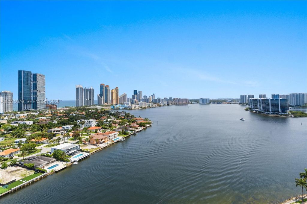 19195 NE 36th Court 2410, Aventura, FL 33180