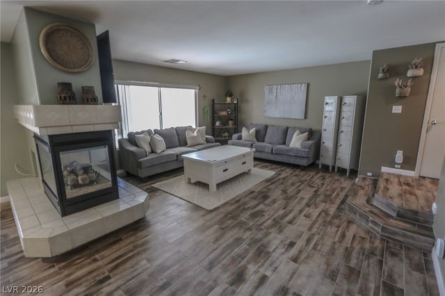10190 Pennyroyal Street, Las Vegas, NV 89183