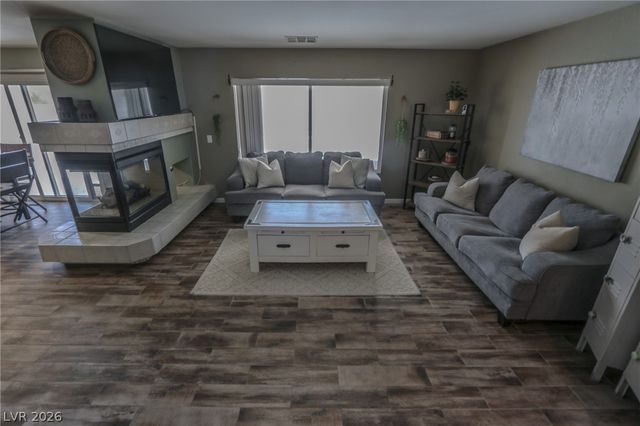 10190 Pennyroyal Street, Las Vegas, NV 89183