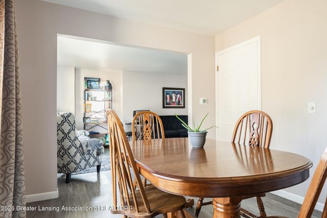 1426 Roxburgh Avenue, East Lansing, MI 48823