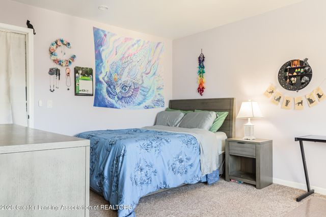 1426 Roxburgh Avenue, East Lansing, MI 48823