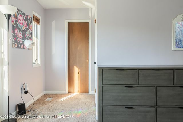 1426 Roxburgh Avenue, East Lansing, MI 48823