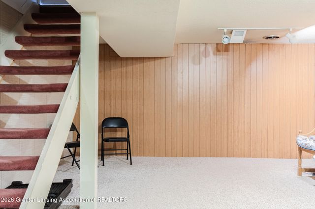 1426 Roxburgh Avenue, East Lansing, MI 48823