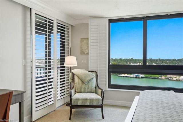 2400 Gulf Shore BLVD N 604, Naples, FL 34103