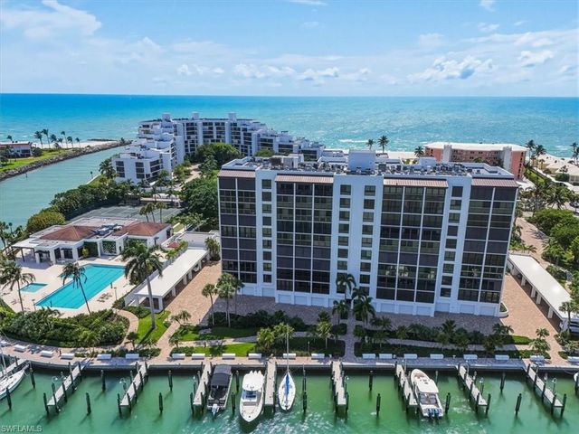 2400 Gulf Shore BLVD N 604, Naples, FL 34103