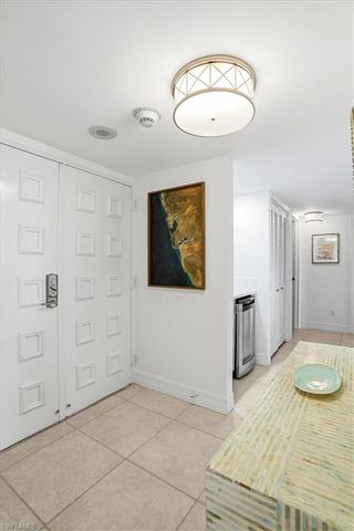 2400 Gulf Shore BLVD N 604, Naples, FL 34103