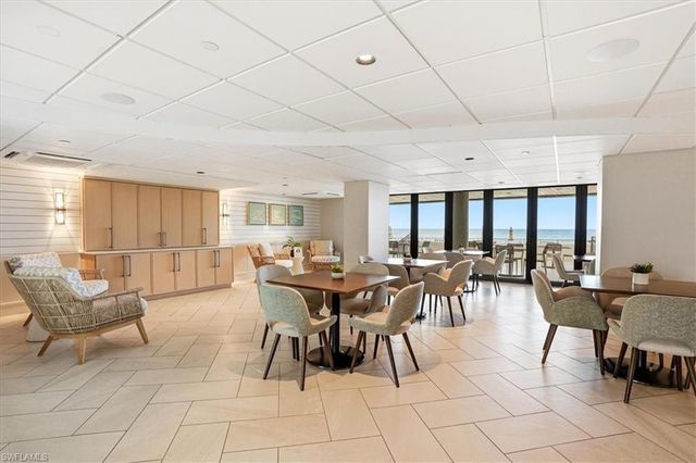 2400 Gulf Shore BLVD N 604, Naples, FL 34103