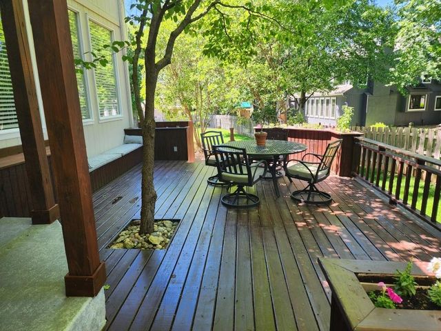 12713 Maple Street, Leawood, KS 66209