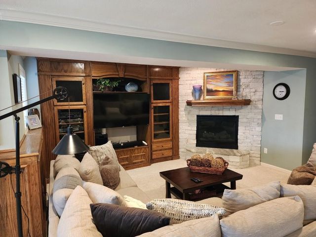 12713 Maple Street, Leawood, KS 66209
