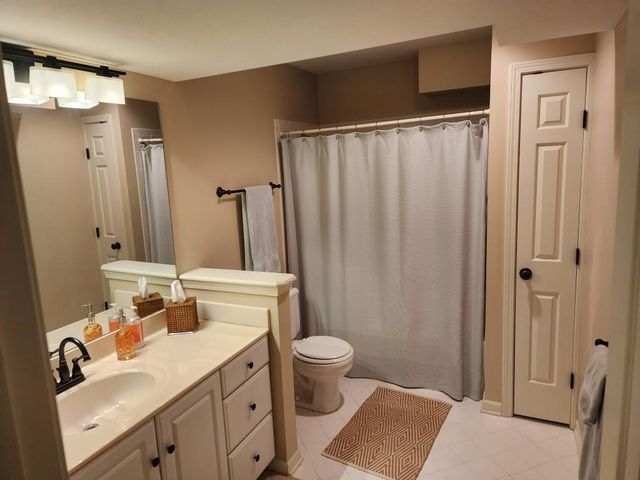 12713 Maple Street, Leawood, KS 66209