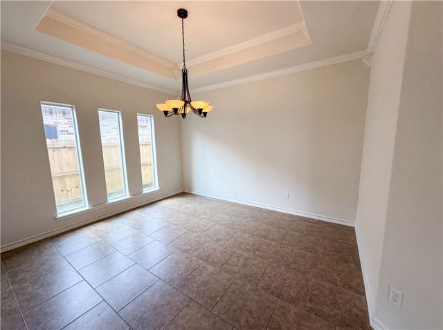 5721 Loire Blvd, Corpus Christi, TX 78414