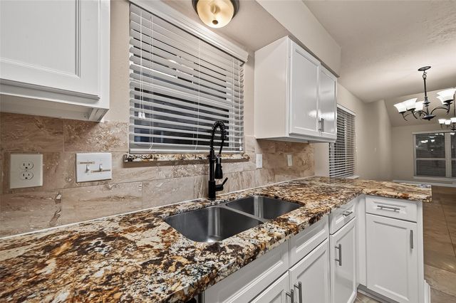 1818 Lansdowne Drive, Richmond, TX 77406